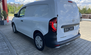 Nissan Townstar EV Van